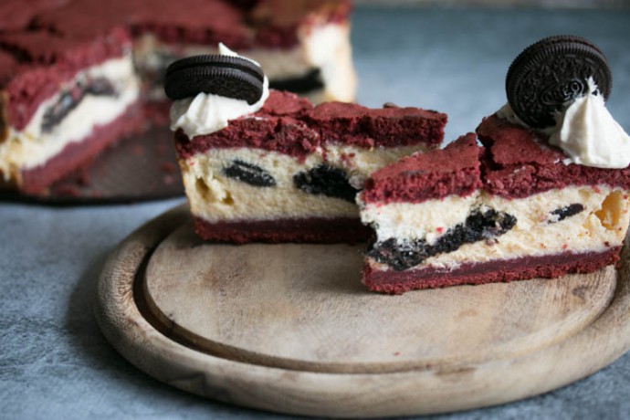 Red Velvet Oreo Cheesecake Food My Favorite Dish